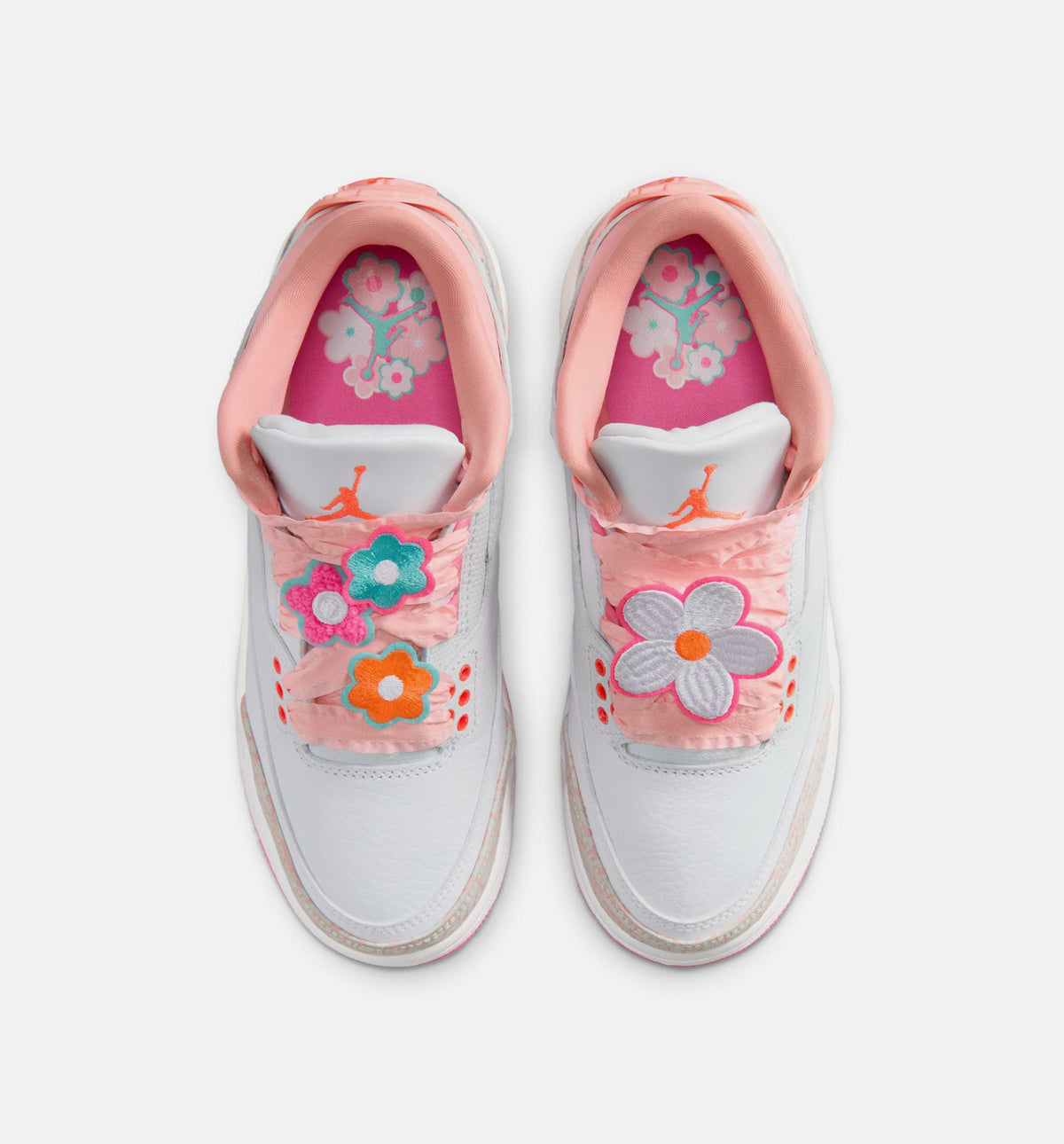 Air Jordan 3 Retro Spring Flowers Grade School – Pearl Pink/Pink Bloom/Pink Glow/Hyper Orange