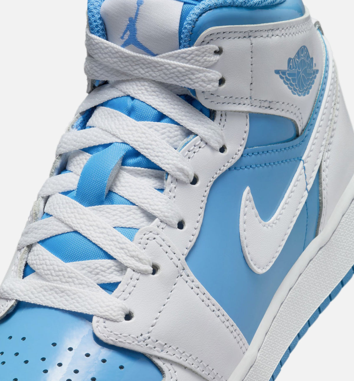 Air Jordan 1 Mid Legend Blue Grade School – White/Legend Blue